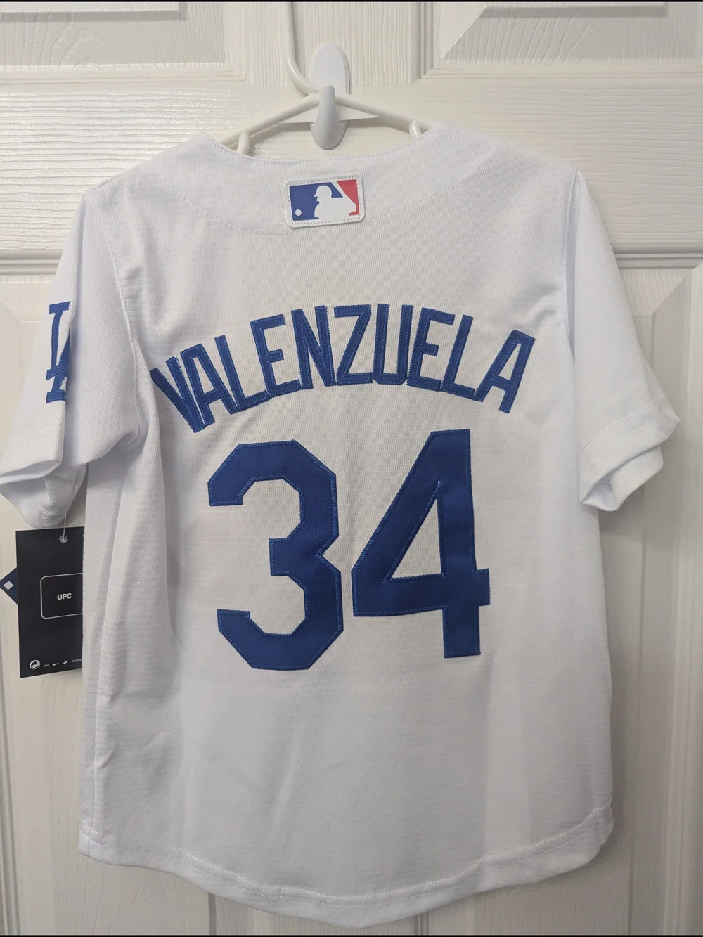Dodgers 4T / 5T Valenzuela Jersey - Picture 2 of 5